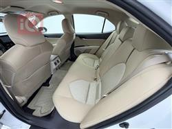 تۆیۆتا کامری